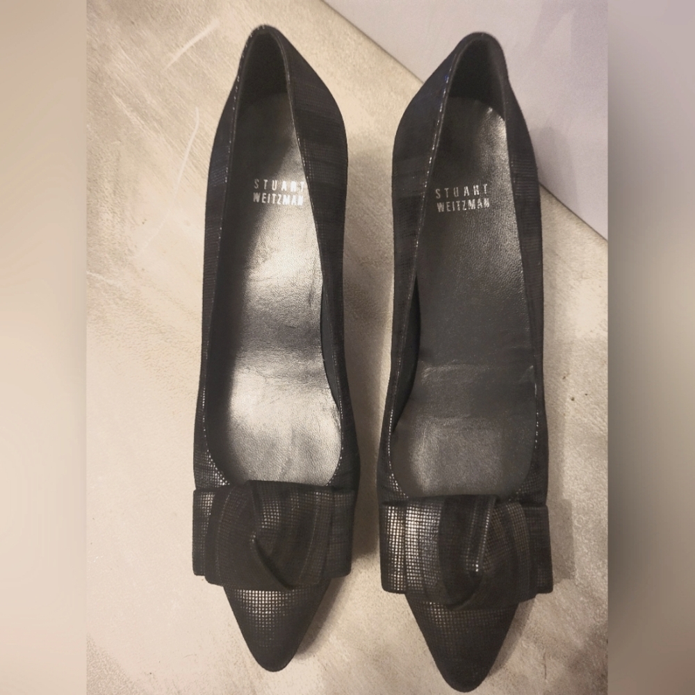 Stuart Weitzman black heels 9m